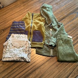 Bundle of two winter sets from Carter’s